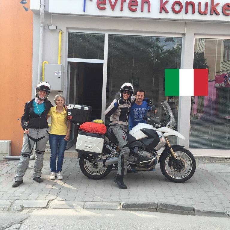בולו Evren Konukevi Pansiyon מראה חיצוני תמונה